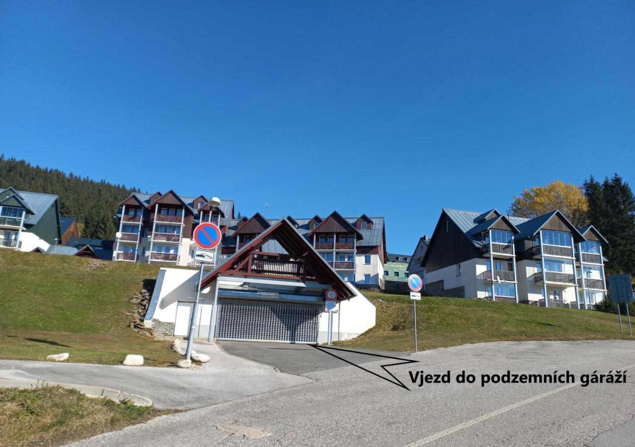 Horni Misecky Apartman E25 U Sjezdovky, Max 6 Osob Eksteriør billede